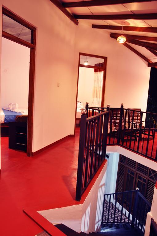 Coconut Garden House Hotel อุดาวาลาเว ภายนอก รูปภาพ